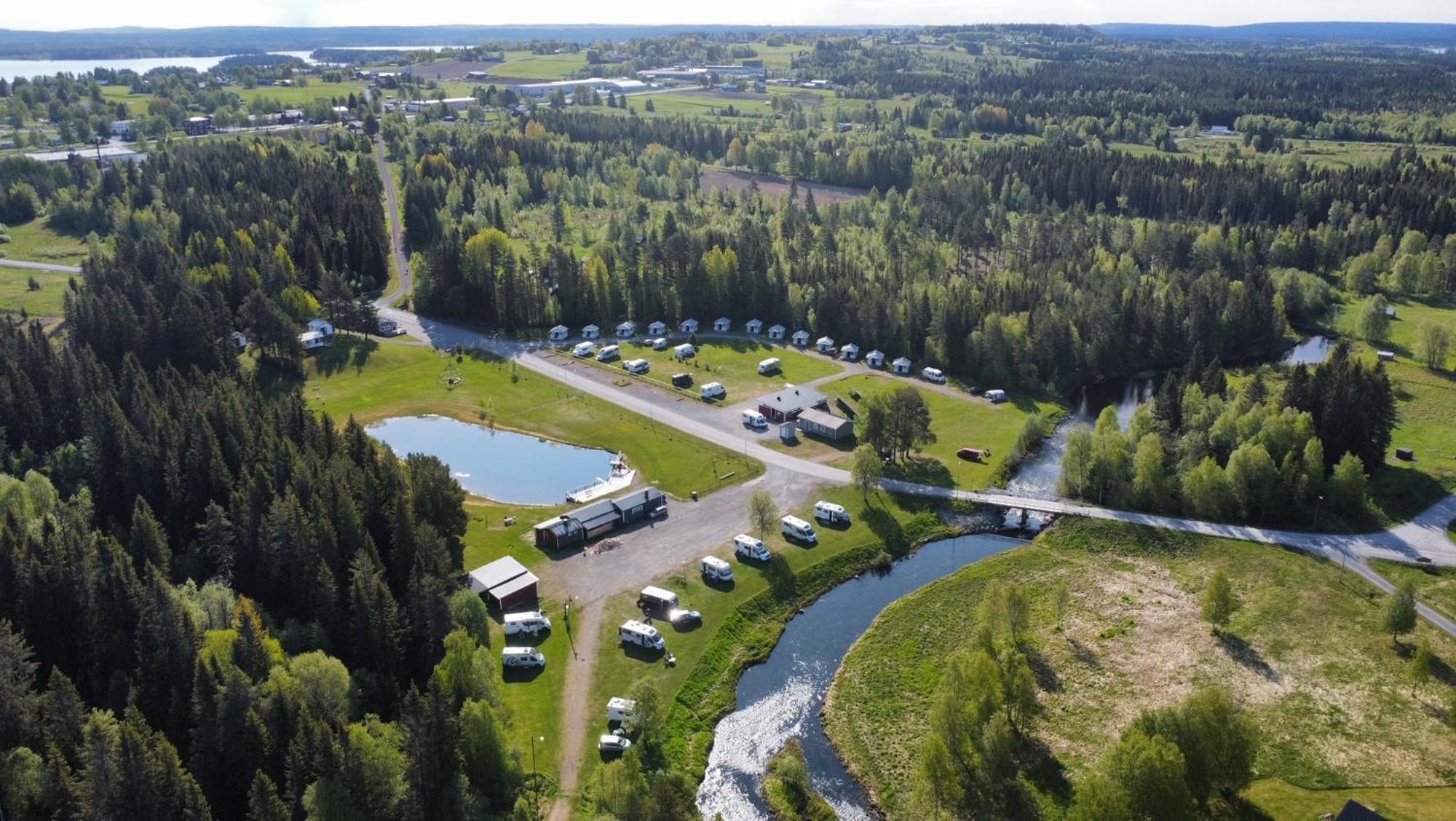 Готель Camp Route 45 Hammerdal Екстер'єр фото