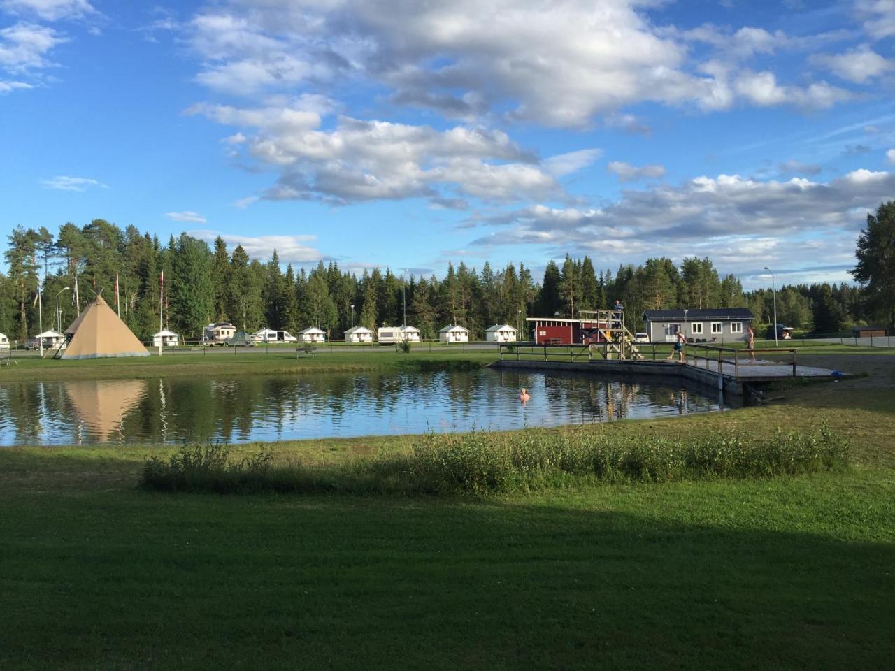Готель Camp Route 45 Hammerdal Екстер'єр фото